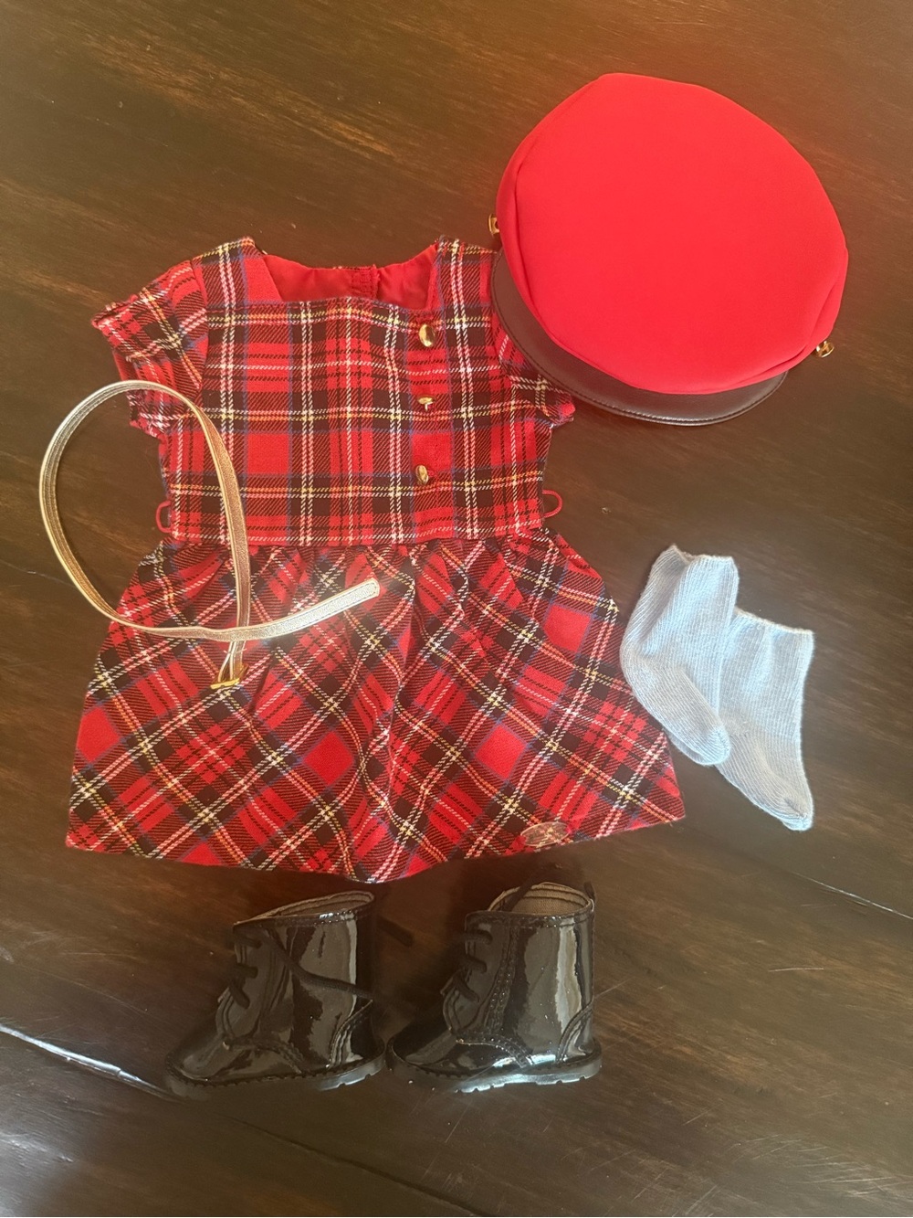 American Girl World Traveler in England PLUS English Souvenir Set - Picture 3 of 8